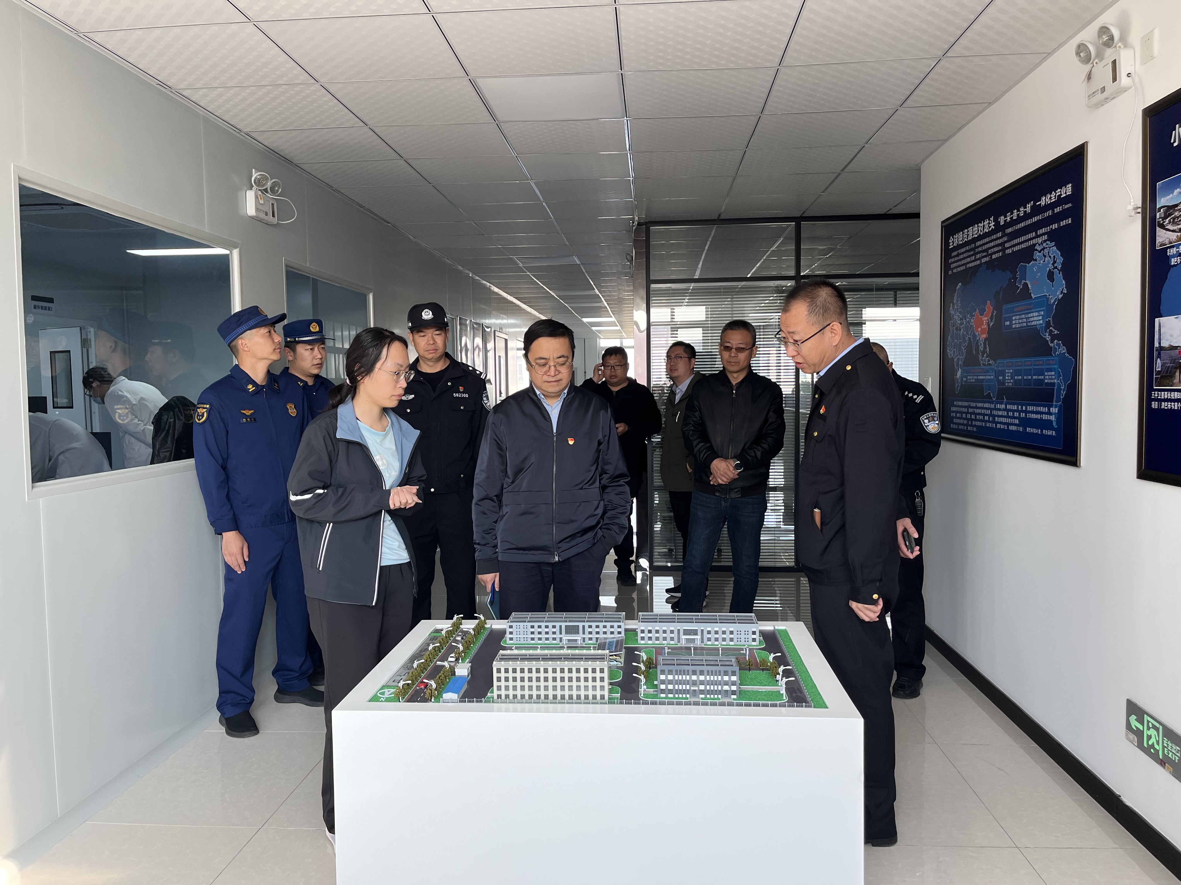 微信图片_20251022142315_180_288.jpg 微信图片_20251022142315_180_288.jpg